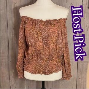 ✅Host Pick✅ NWT Wallflower Off The Shoulder Blouse, Large